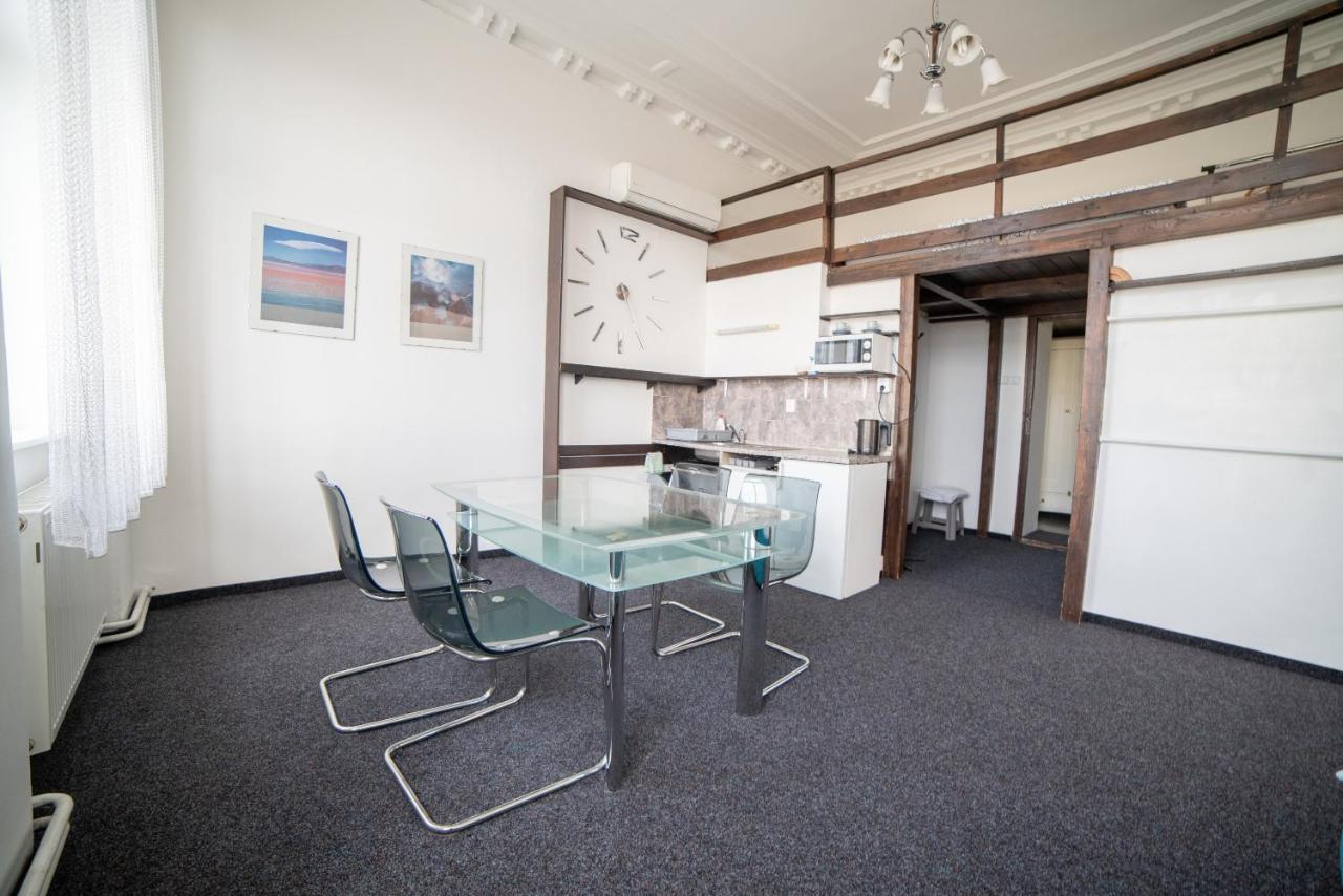Apartment Kahoun プラハ エクステリア 写真