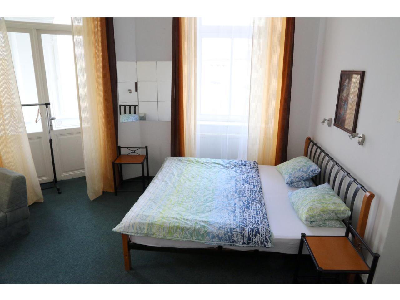 Apartment Kahoun プラハ エクステリア 写真