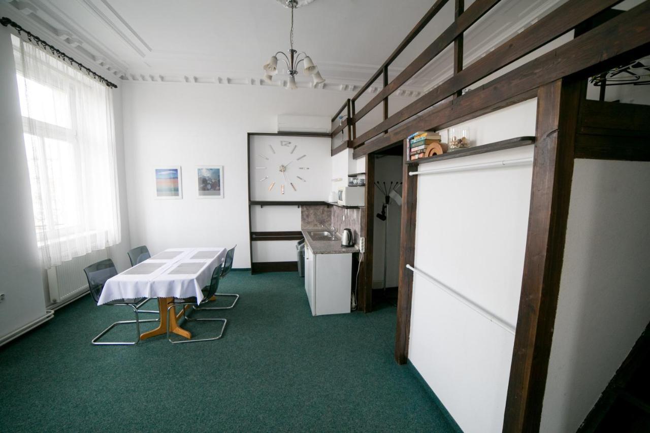 Apartment Kahoun プラハ エクステリア 写真